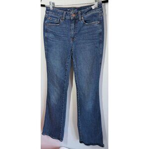 Chico's Define Me Flare Jeans Womens 0 (US Size 4) Medium Wash